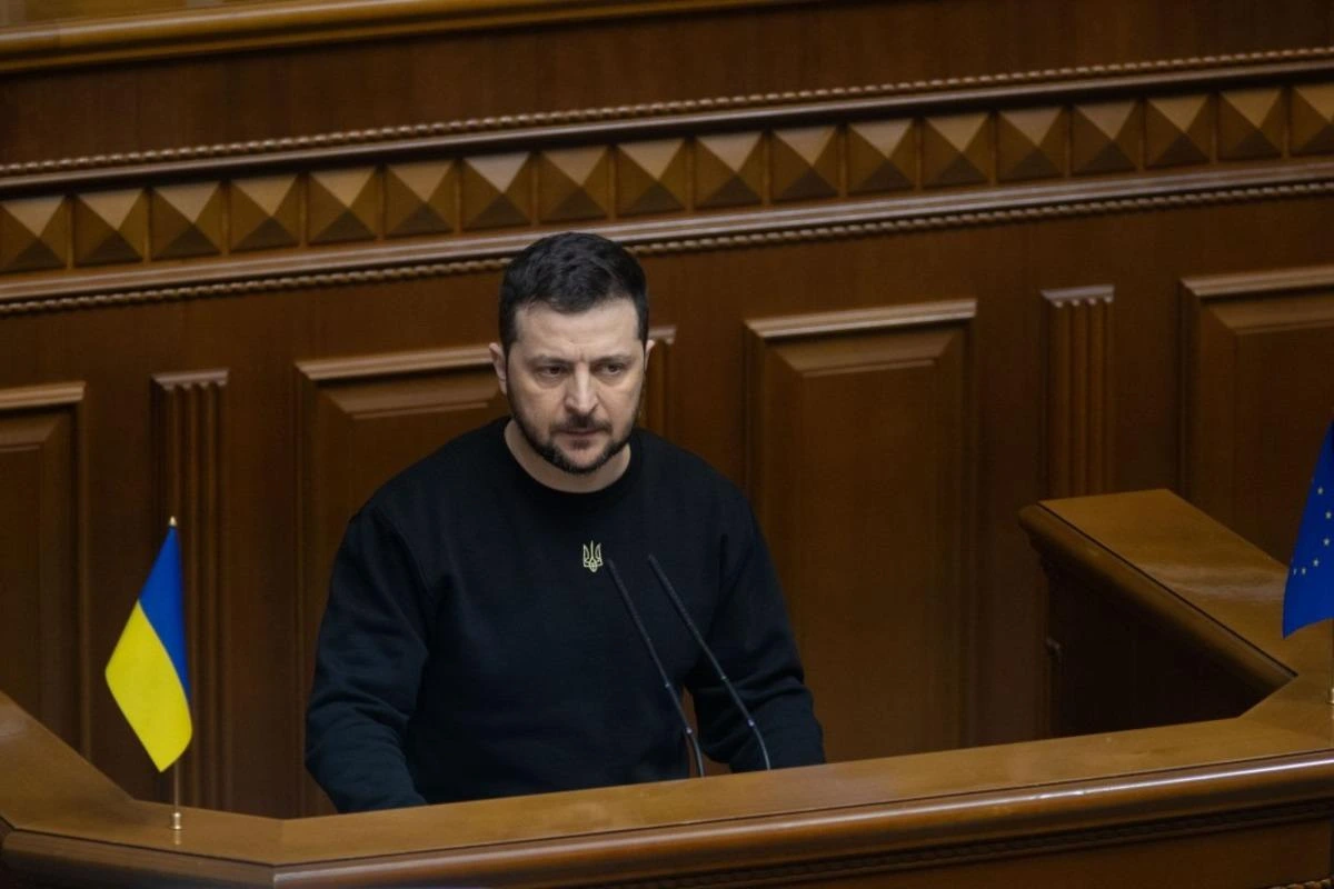 Зеленський - нардепам: якщо не служиш у Раді, то служи на фронті
