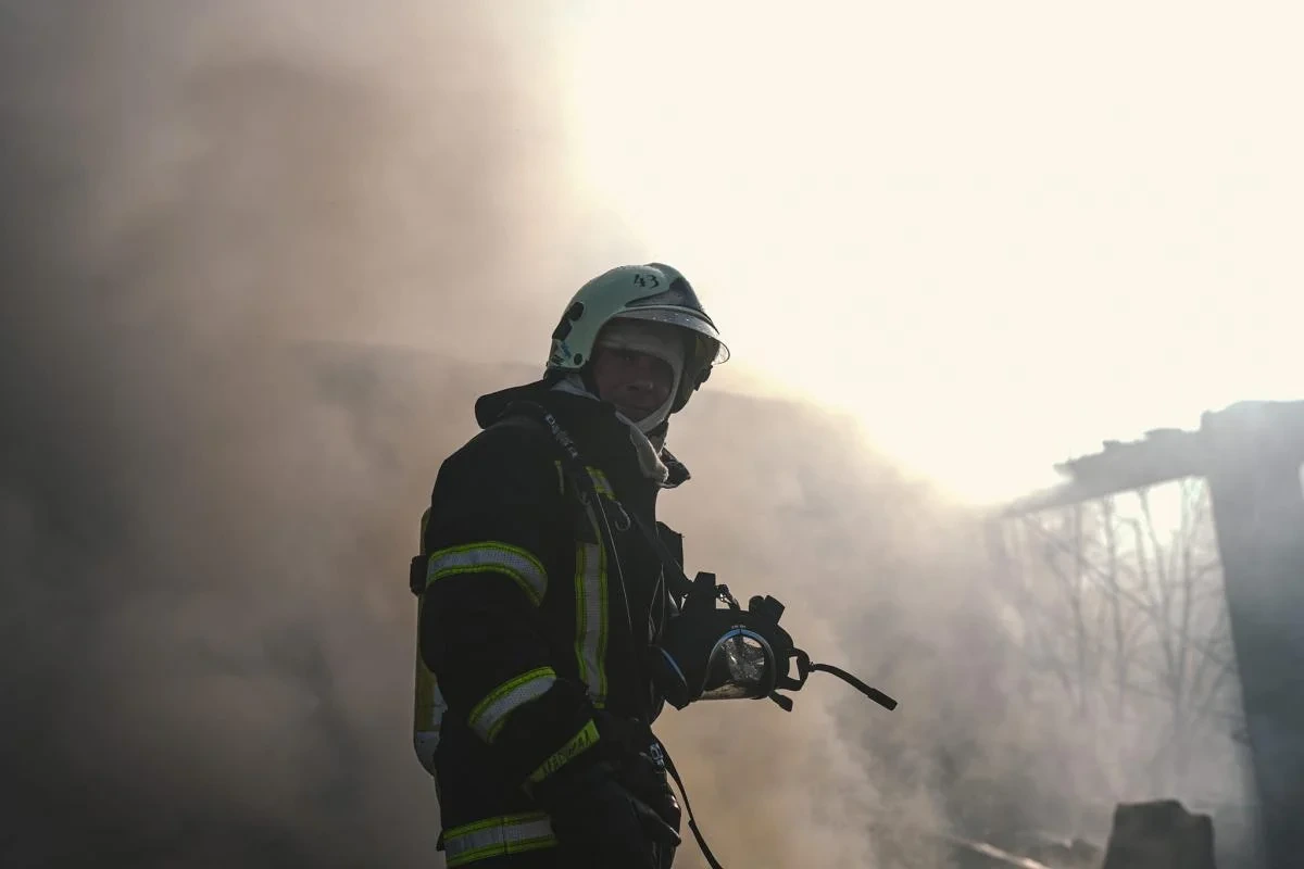 Ракетна атака по Києву: двоє загиблих, серед поранених група медиків