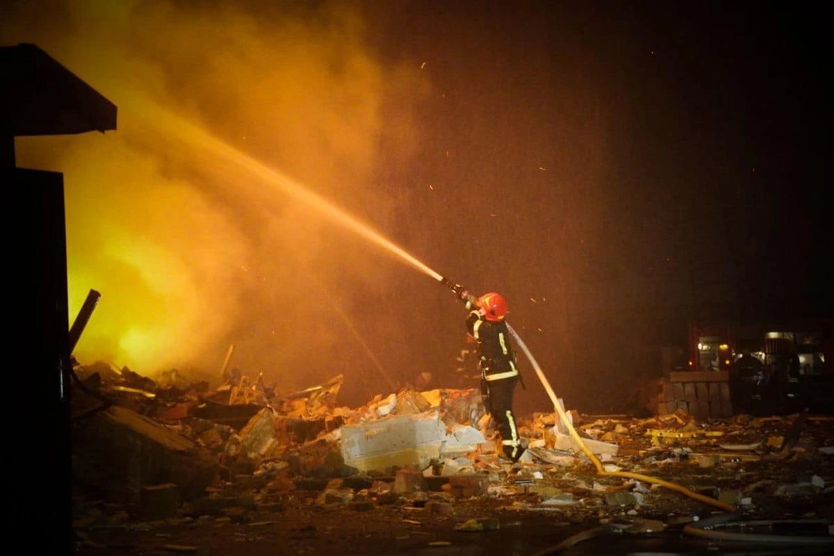 Росія масовано атакувала Чернігів, у місті пролунала серія вибухів